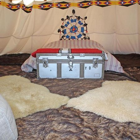 Big Sky Tipi Holidays Wartling Екстер'єр фото